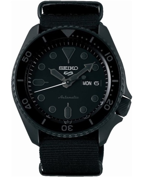 Seiko 5 Sports